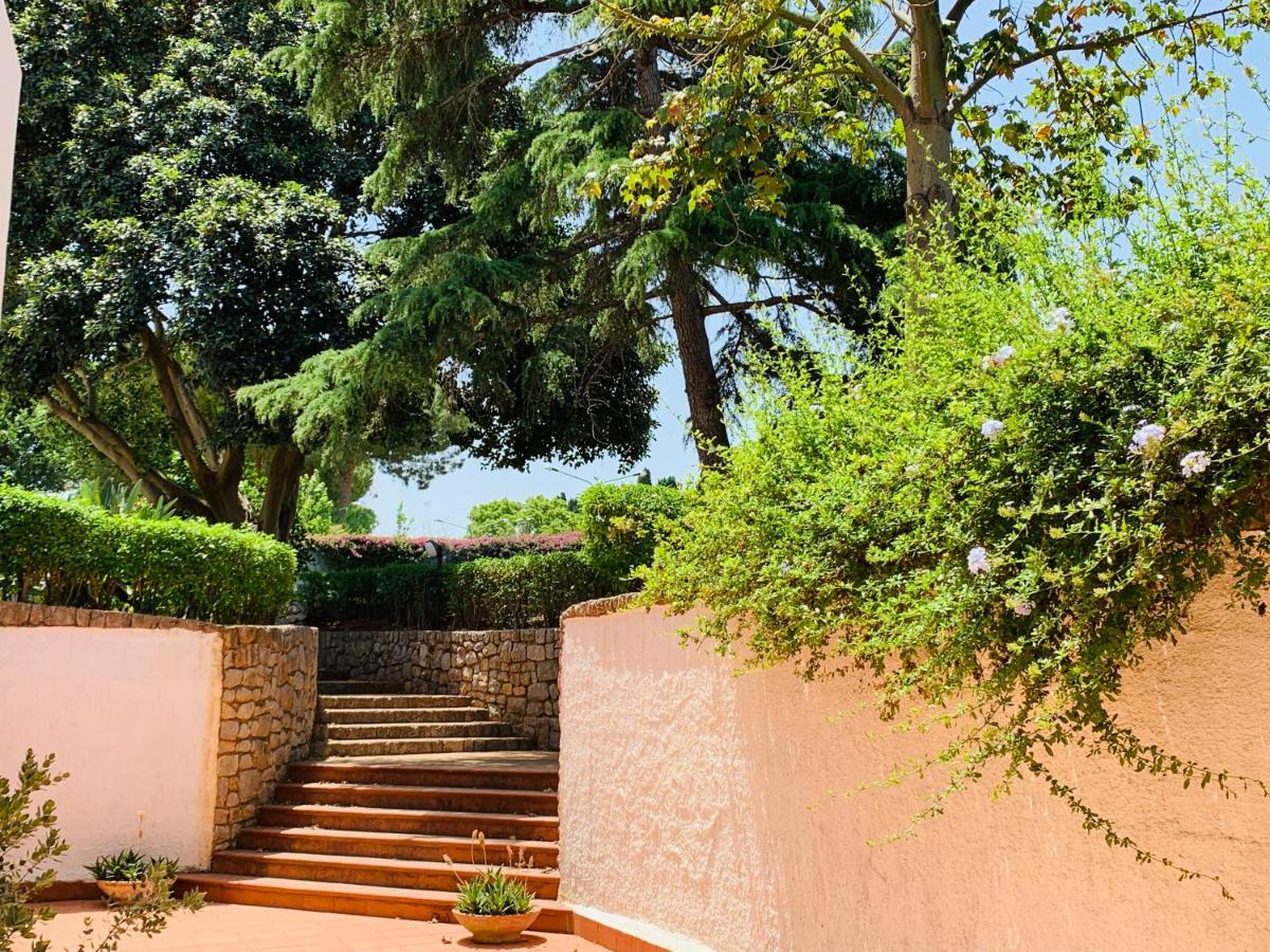 ホテル Il Giardino Di Venere モンデッロ エクステリア 写真
